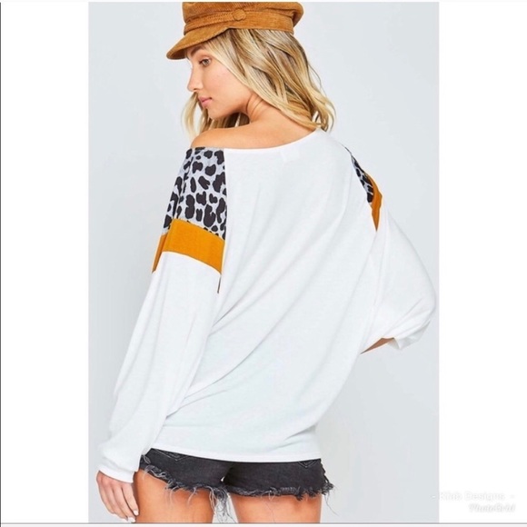 New! Clearance 🔥 Leopard print wide neck spotted top - Picture 8 of 8